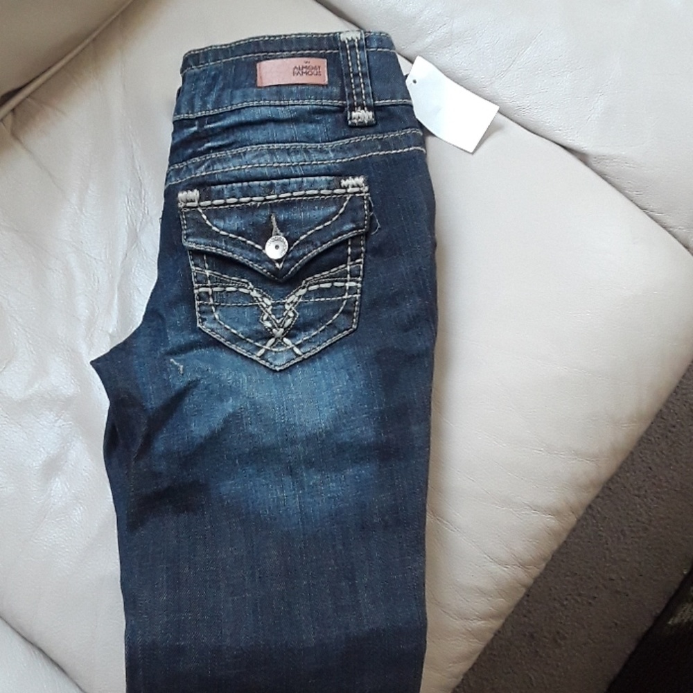 Jean's